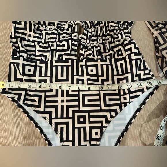 Geometric Black and tan one piece swimsuit with matching coverup - Picture 5 of 13